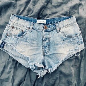 ONE X ONE TEASPOON Bandits Cut-Offs Sz 28 Distressed